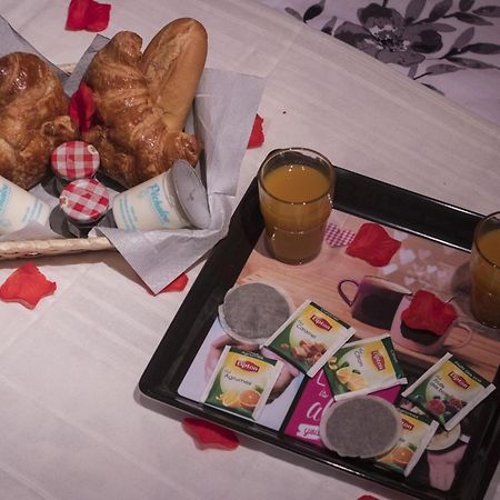 NiD'Amour l'Hirondelle Bézenac Extérieur photo